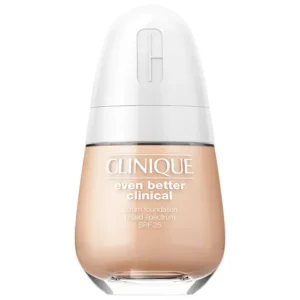 CLINIQUE Base de Maquillaje con Suero con SPF 20 Even Better Clinical